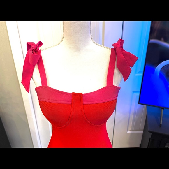 Pink and Red bandage midi dress - Picture 2 of 3